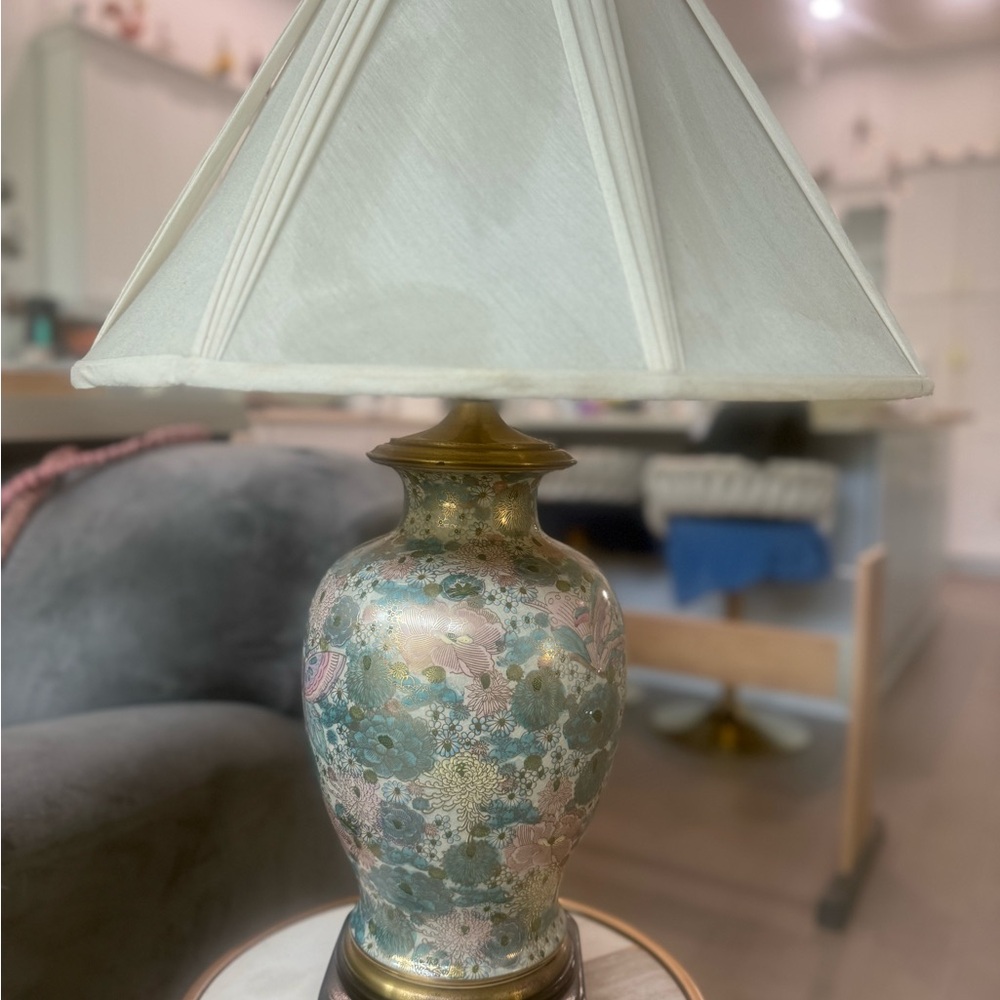 Elegant Floral Table Lamp with Cream Shade